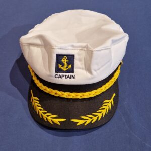 Captain Caps, Kvit